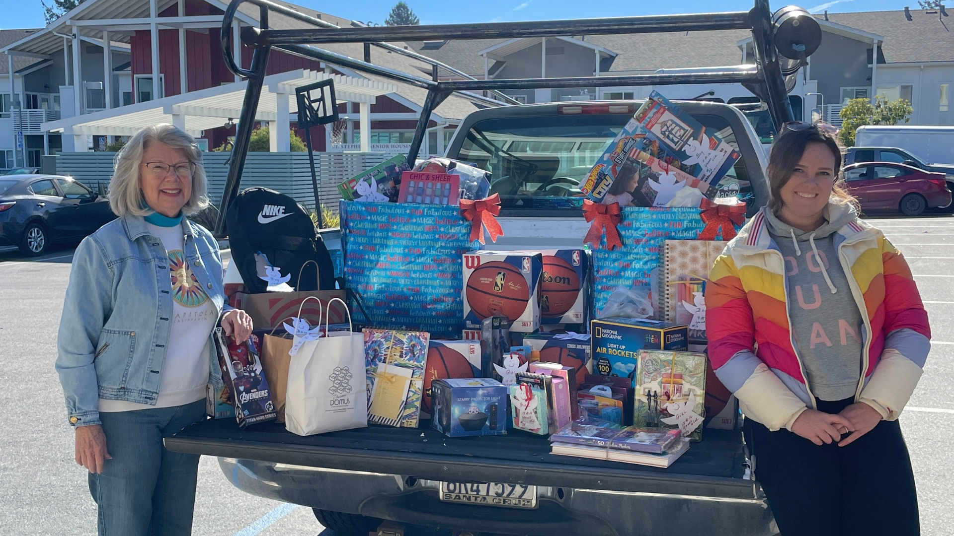 Volunteer opportunities to spread cheer this holiday season in Santa Cruz ...
