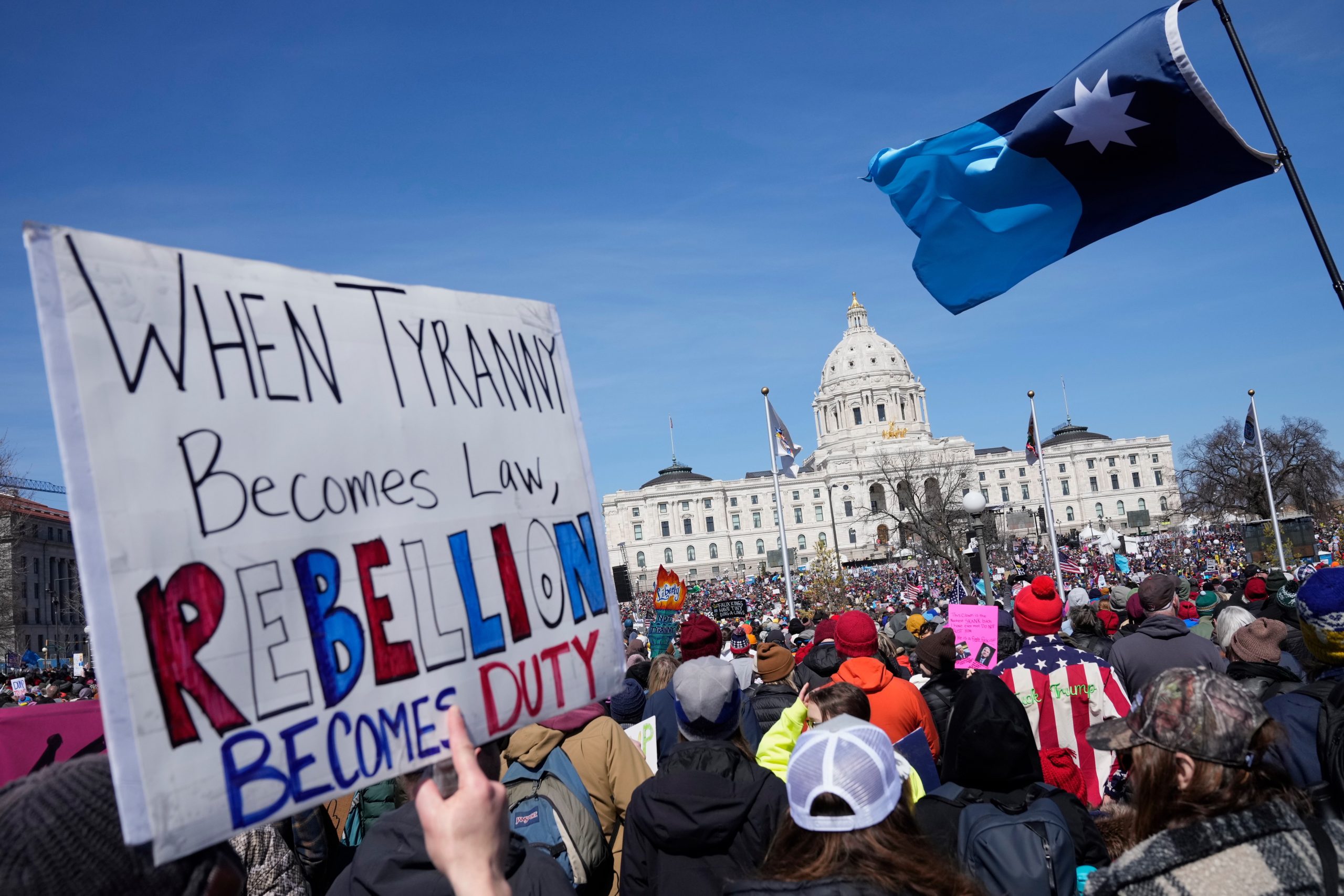 ‘No Kings’ rallies draw crowds across U.S., in Europe; Springsteen headlines Minnesota demonstration