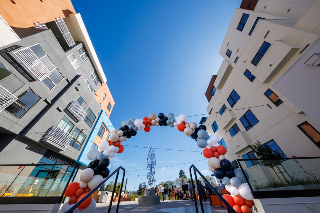 Morning Lookout: New housing embraces San Lorenzo River; Dem gubernatorial ...