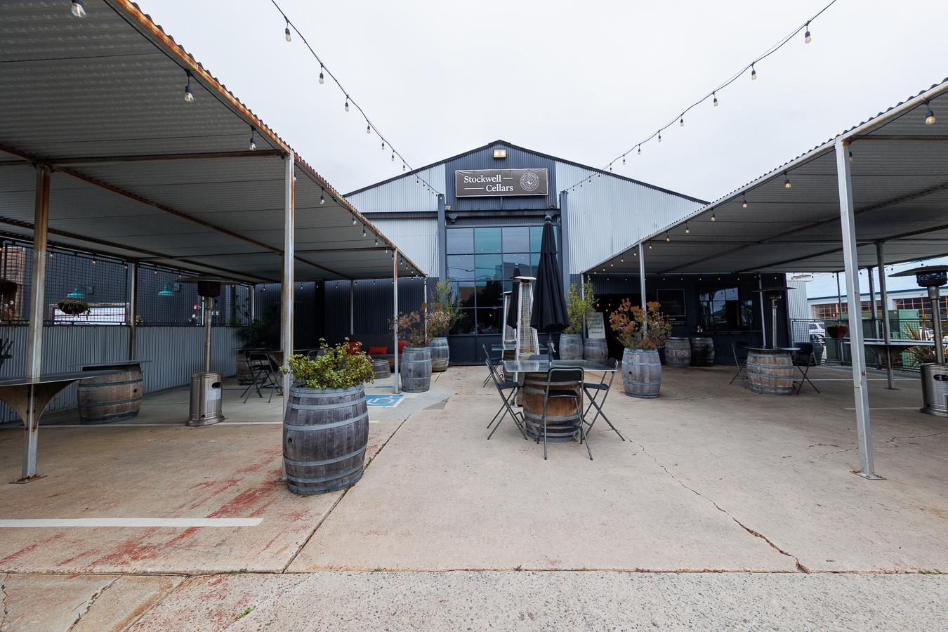 Morning Lookout: Stockwell Cellars' tasting room closure; a laugh-out-loud 'Rosencrantz and Guildenstern'; opinion on Santa Cruz development and gaps in the legal system
